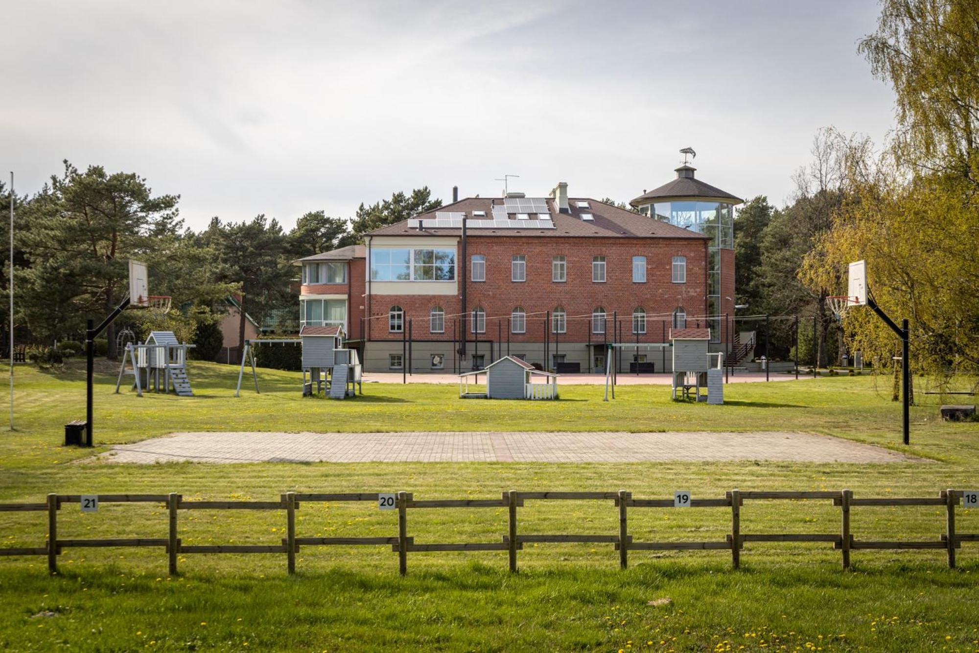 Roze Village Jurnieka Ligzda Pērkone Esterno foto